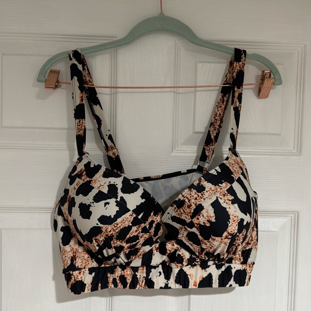 Chic Soul Leopard Swim Top